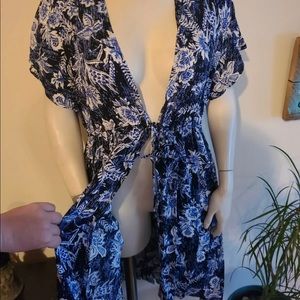 NWT Torrid Blue White Flower Wrap Dolman Tie Dress Swim Cover Up plus size